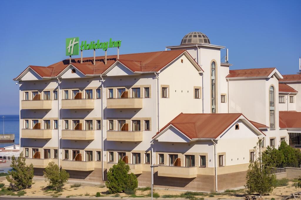 Holiday Inn Aktau SeaSide 4*