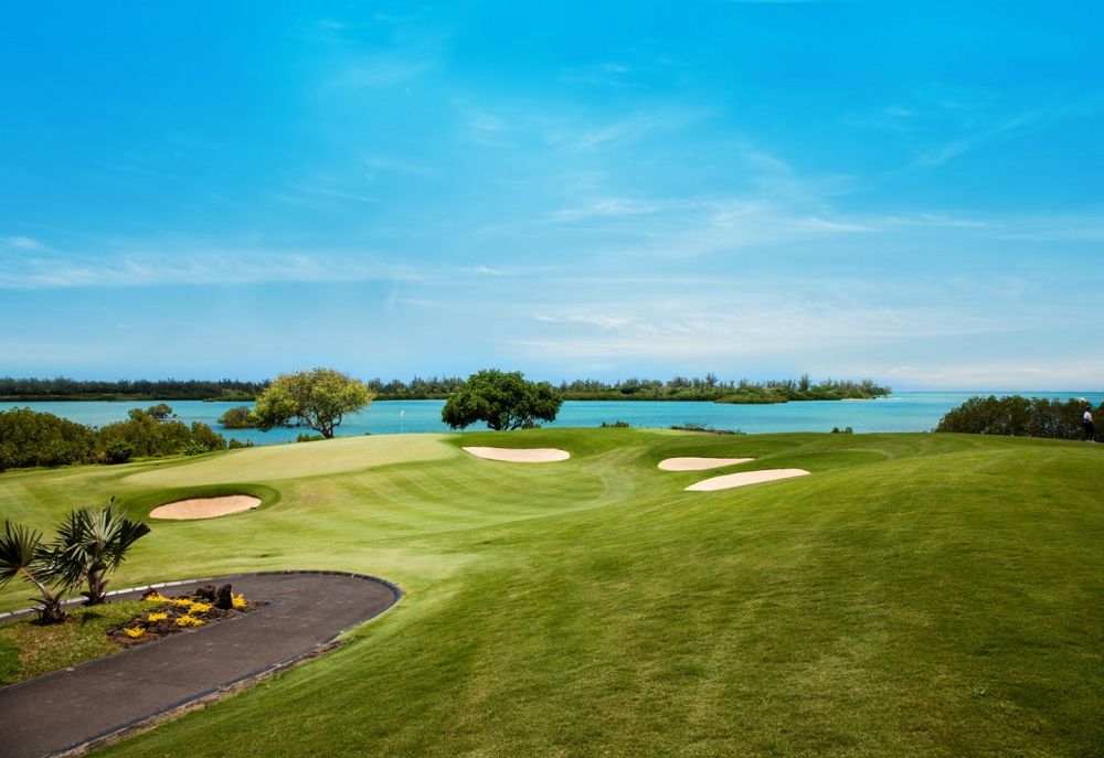 Anahita Golf & SPA Resort 5*