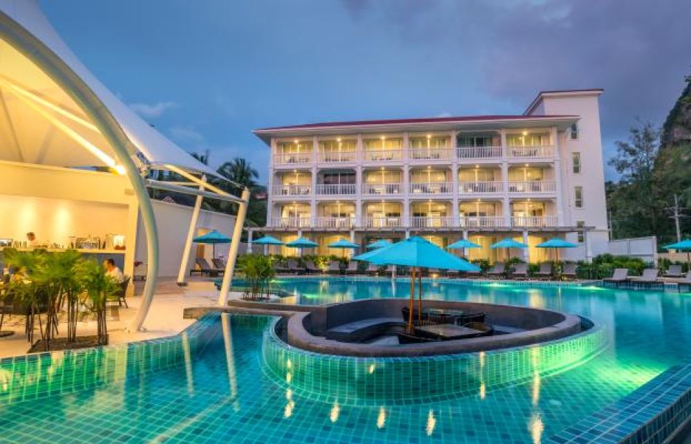 Centara Ao Nang Beach Resort & SPA Krabi 4*