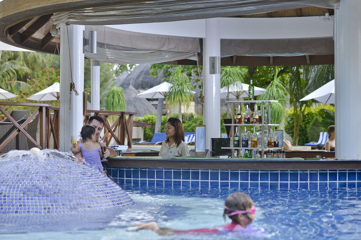 Bandos Island Resort 4*