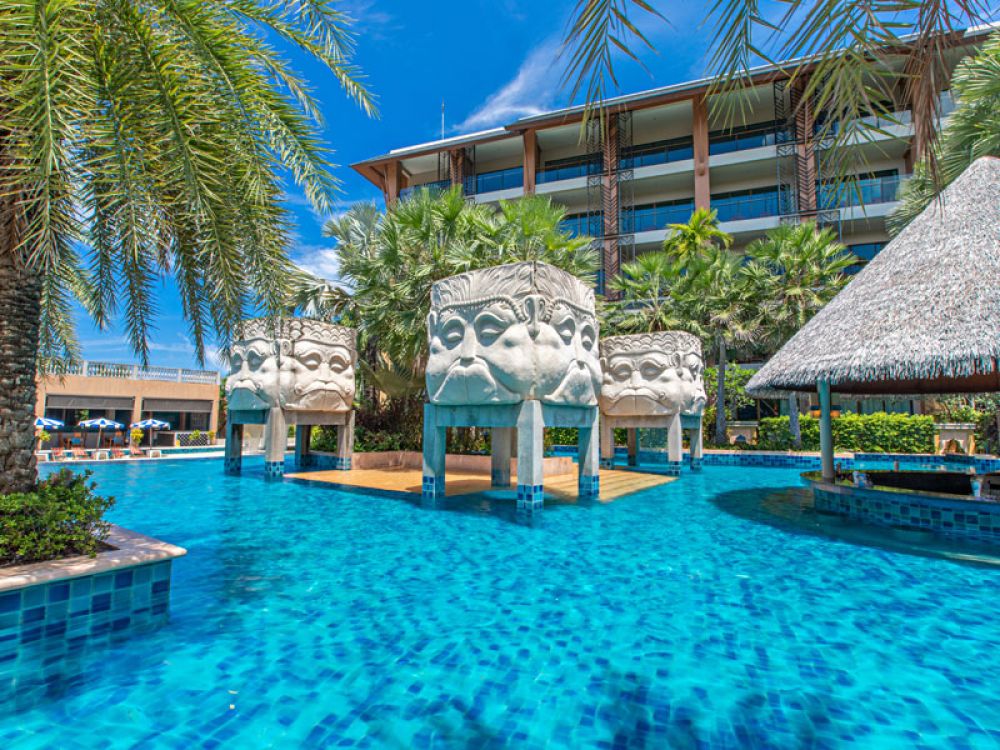 Rawai Palm Beach Resort 4*