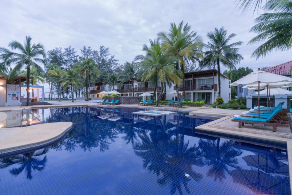 The Briza Beach Resort, Khao Lak 4*
