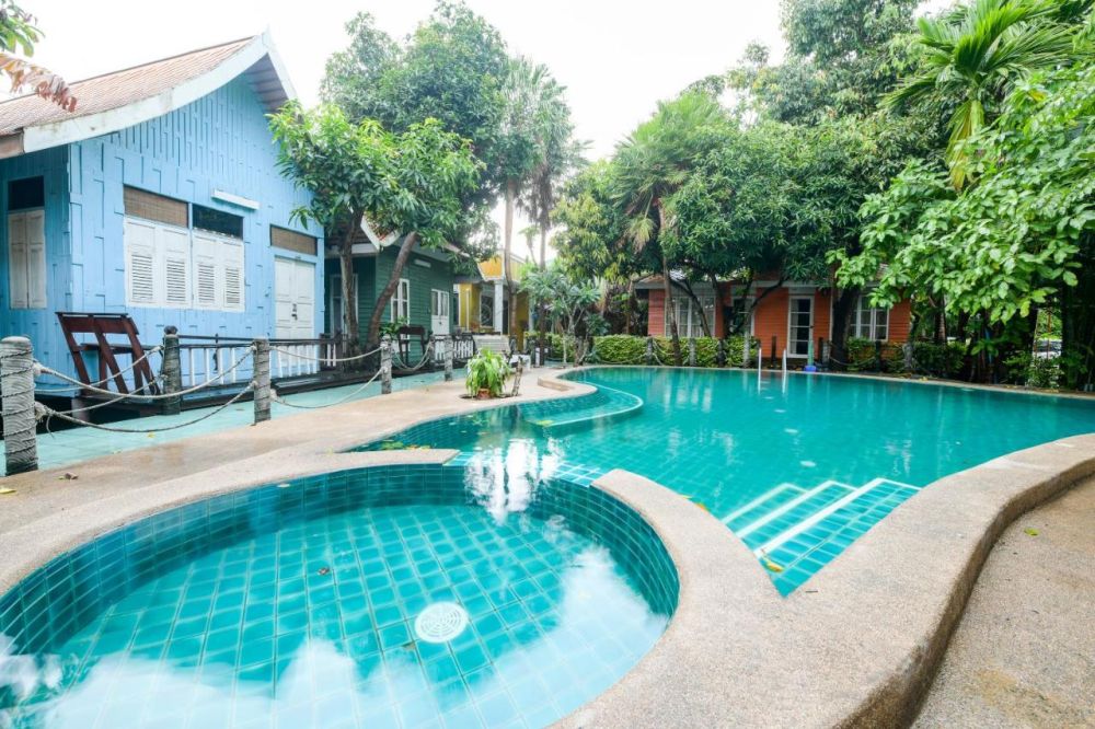 Deeden Pattaya Resort 2*