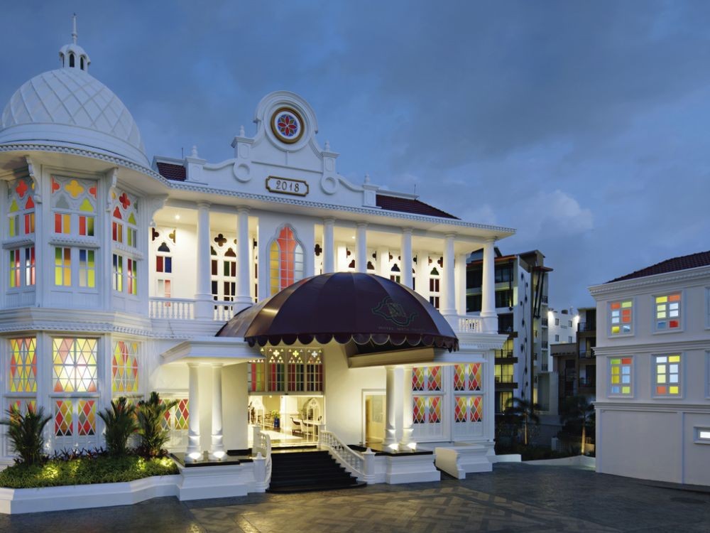 Movenpick Myth Hotel Patong Phuket 5*