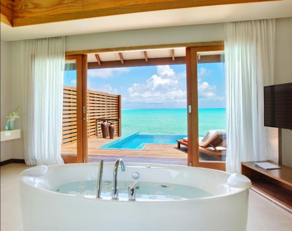 Deluxe Water Villa With Pool, Hideaway Beach Resort Maldives 5*