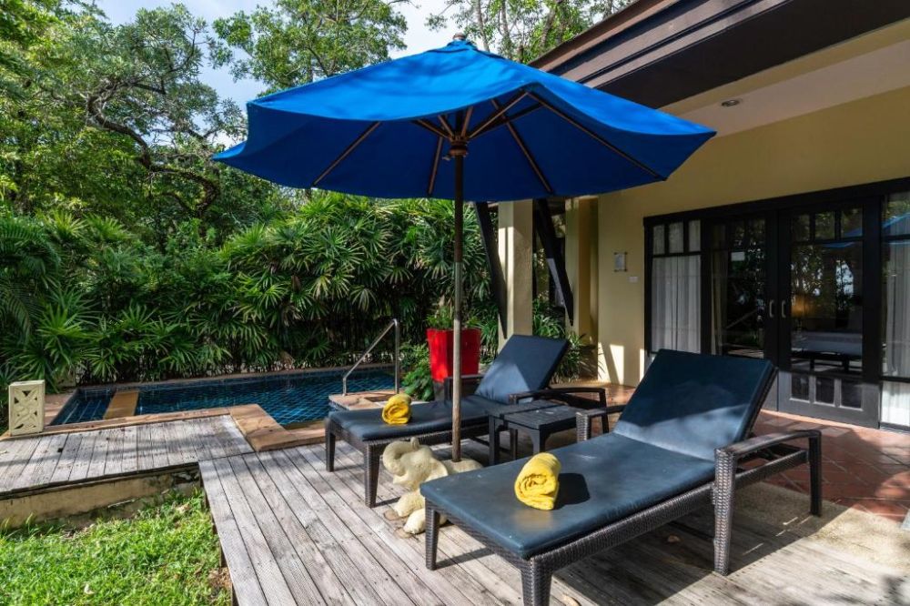 Deluxe Pool Villa, Seaview Resort Khao Lak 4*