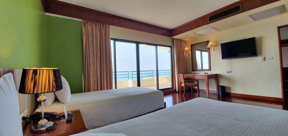 Royal Suite, Garden Sea View Resort 4*