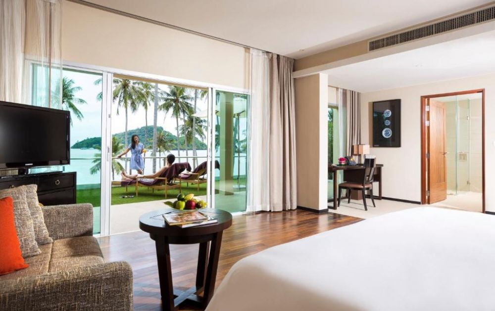 Grand Andaman Sea View Balcony/ Terrace, Phuket Panwa Beachfront Resort (ex. Crowne Plaza Phuket Panwa Beach) 5*