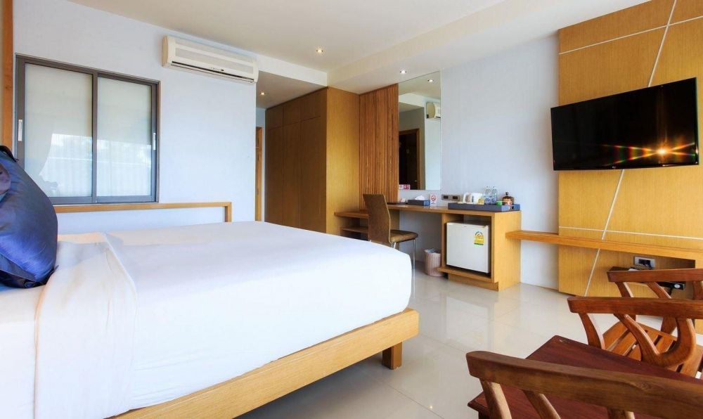 Deluxe Balcony Room, Chaweng Cove Beach Resort 3*