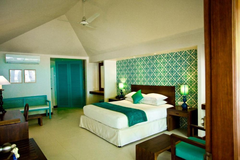 Beach Villa | Sunset Beach Villa, Adaaran Select Hudhuranfushi 4*