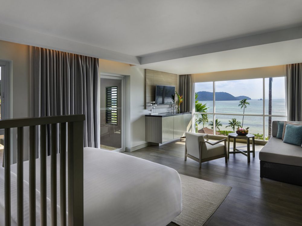 Deluxe Suite Room, Pullman Phuket Panwa Beach Resort 5*