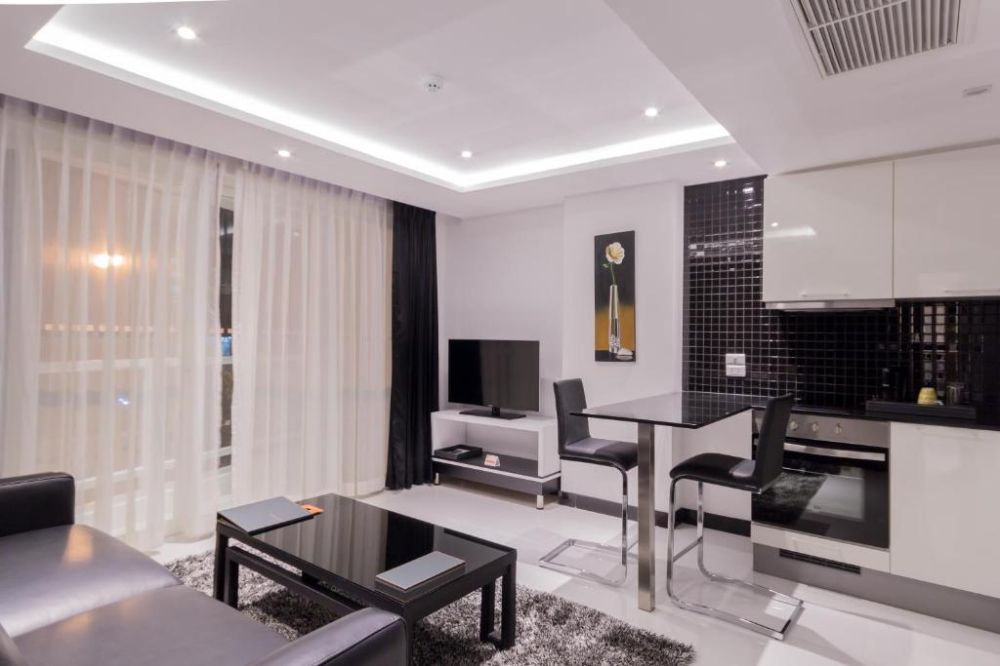 1 Bedroom Suite, Nova Suites Pattaya 5*