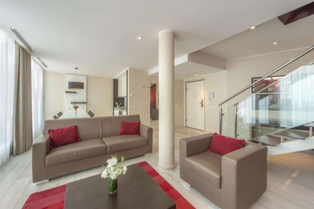 Duplex Family Apartment, NH Collection Budapest City Center 5*