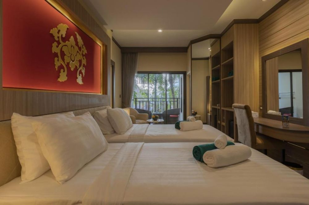 Deluxe Balcony, Quality Resort and SPA Patong Beach Phuket 4*
