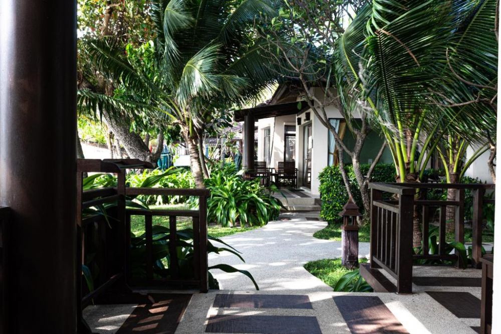 Beach Front Suite, Baan Chaweng Beach Resort & Spa 3*