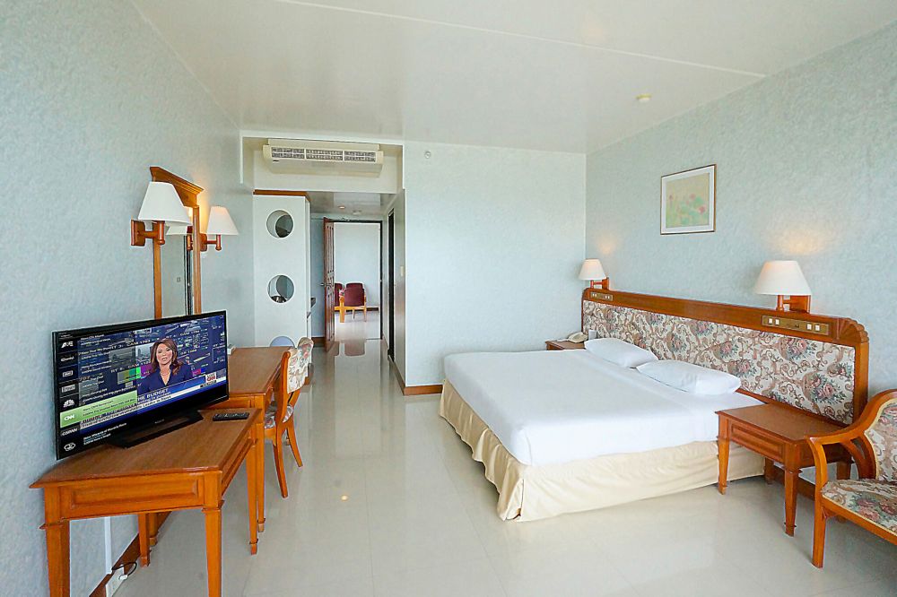 Mini Suite, Pattaya Park Beach Resort 3*